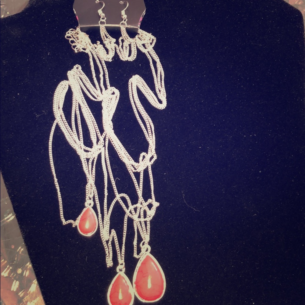 Sliver necklace w/ 3 red drops w/ earrings